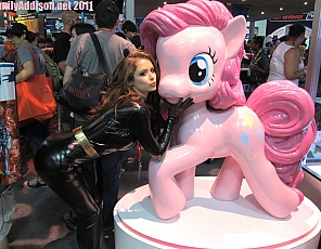 content/ComicCon_2011/2.jpg