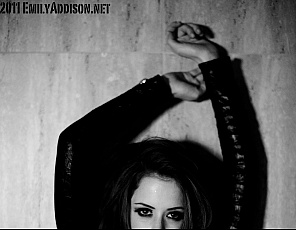 content/VanceLeather-ShowerPics/3.jpg